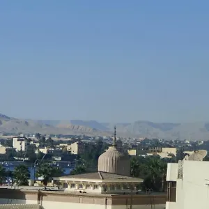 Happy , Luxor Egipto
